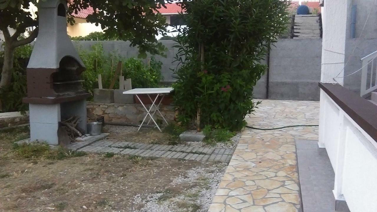 Apartmani Dokoza Vir Eksteriør billede