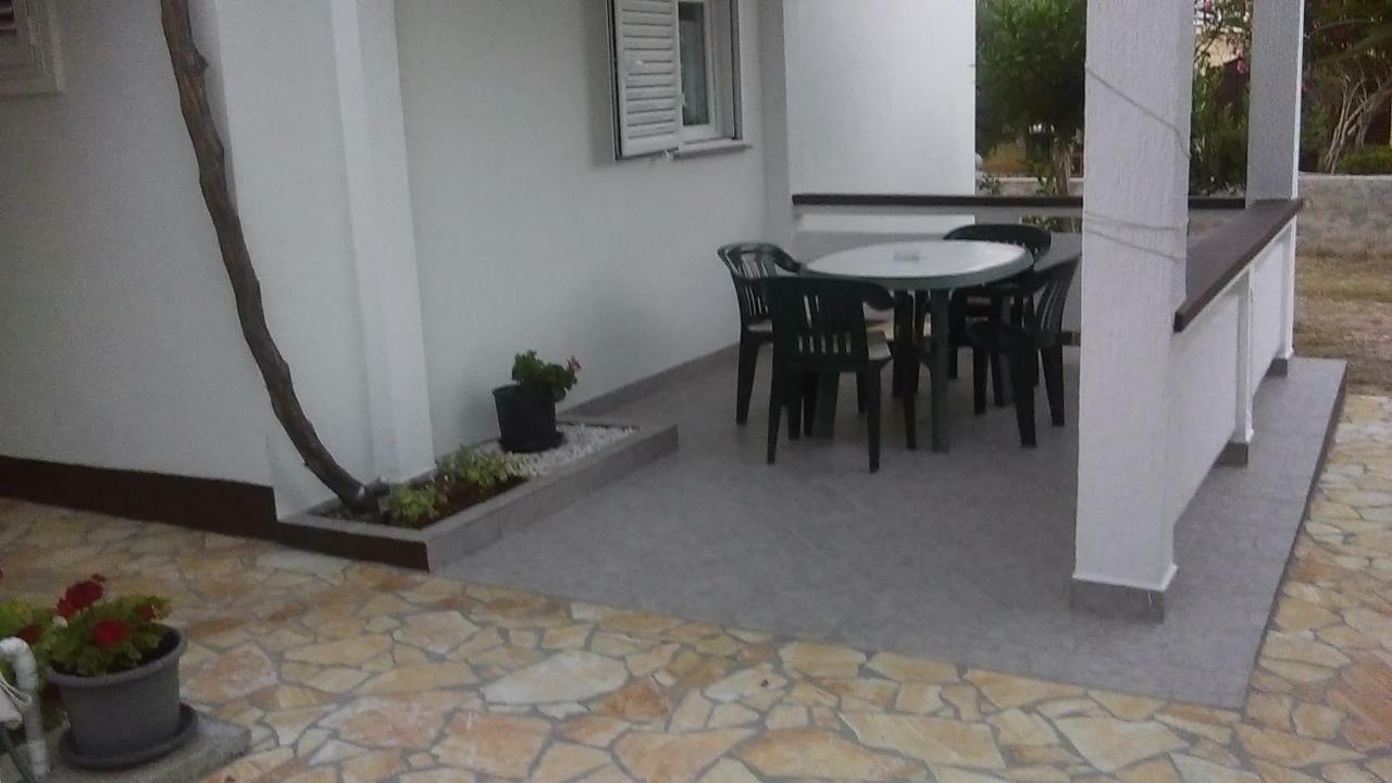 Apartmani Dokoza Vir Eksteriør billede